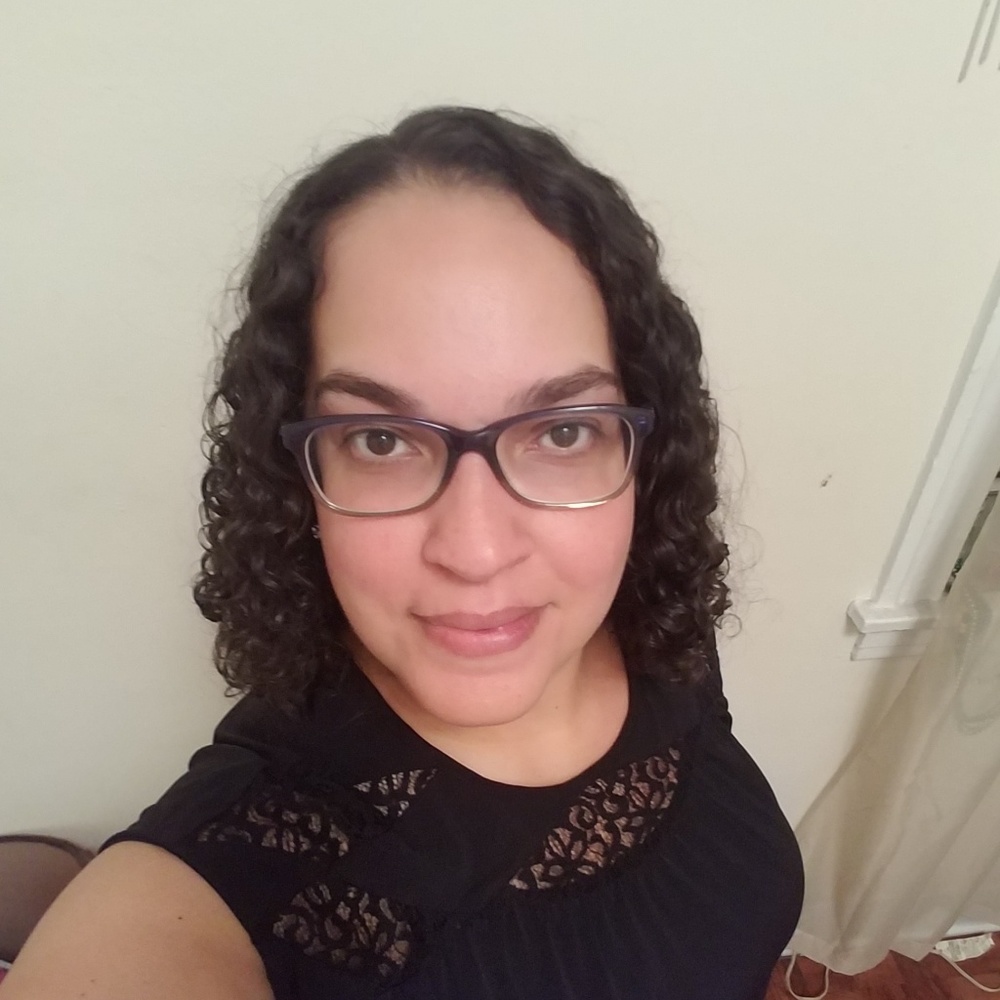 Meet your Posher, Elisa